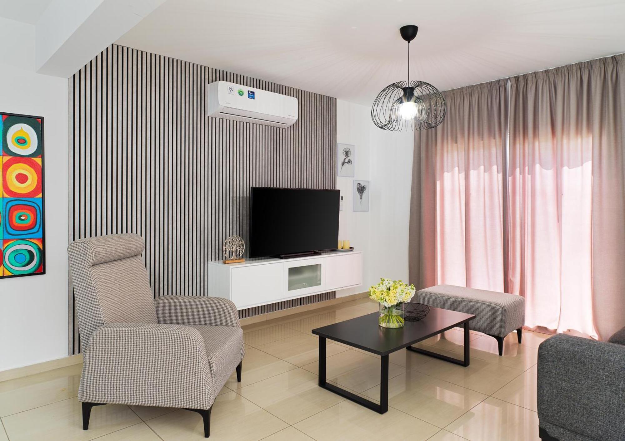 Luxvillasrentals アヤナパ エクステリア 写真