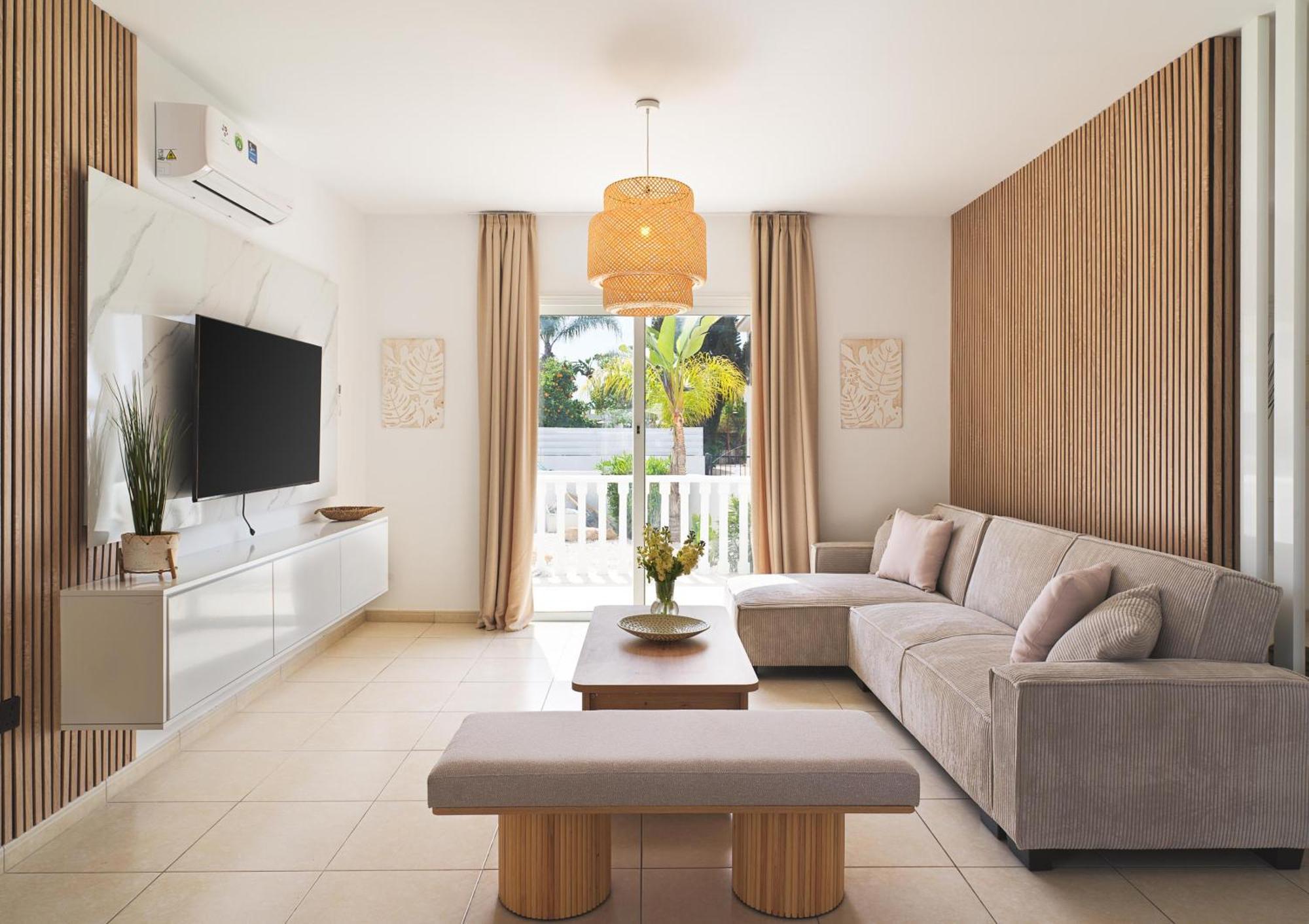Luxvillasrentals アヤナパ エクステリア 写真