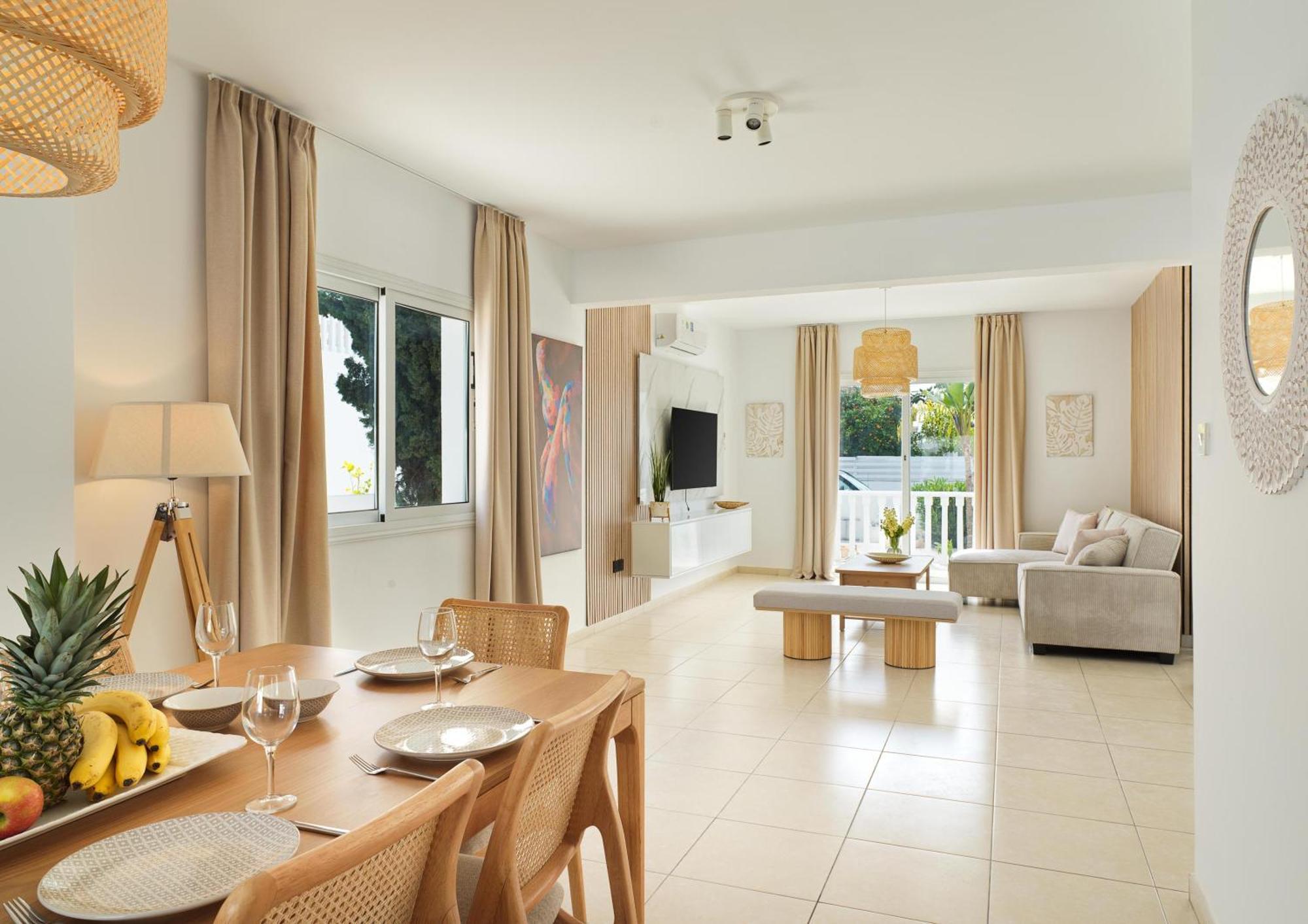 Luxvillasrentals アヤナパ エクステリア 写真