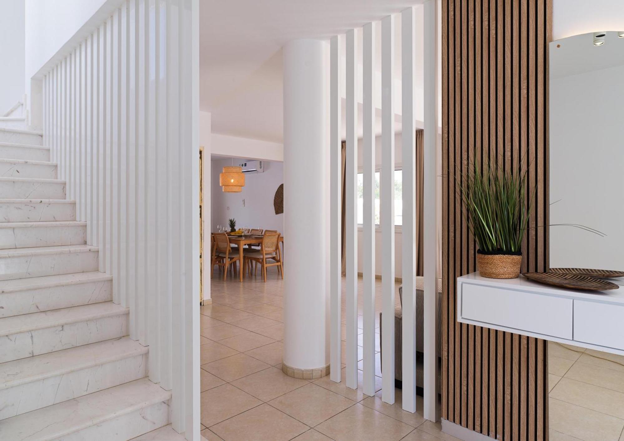 Luxvillasrentals アヤナパ エクステリア 写真