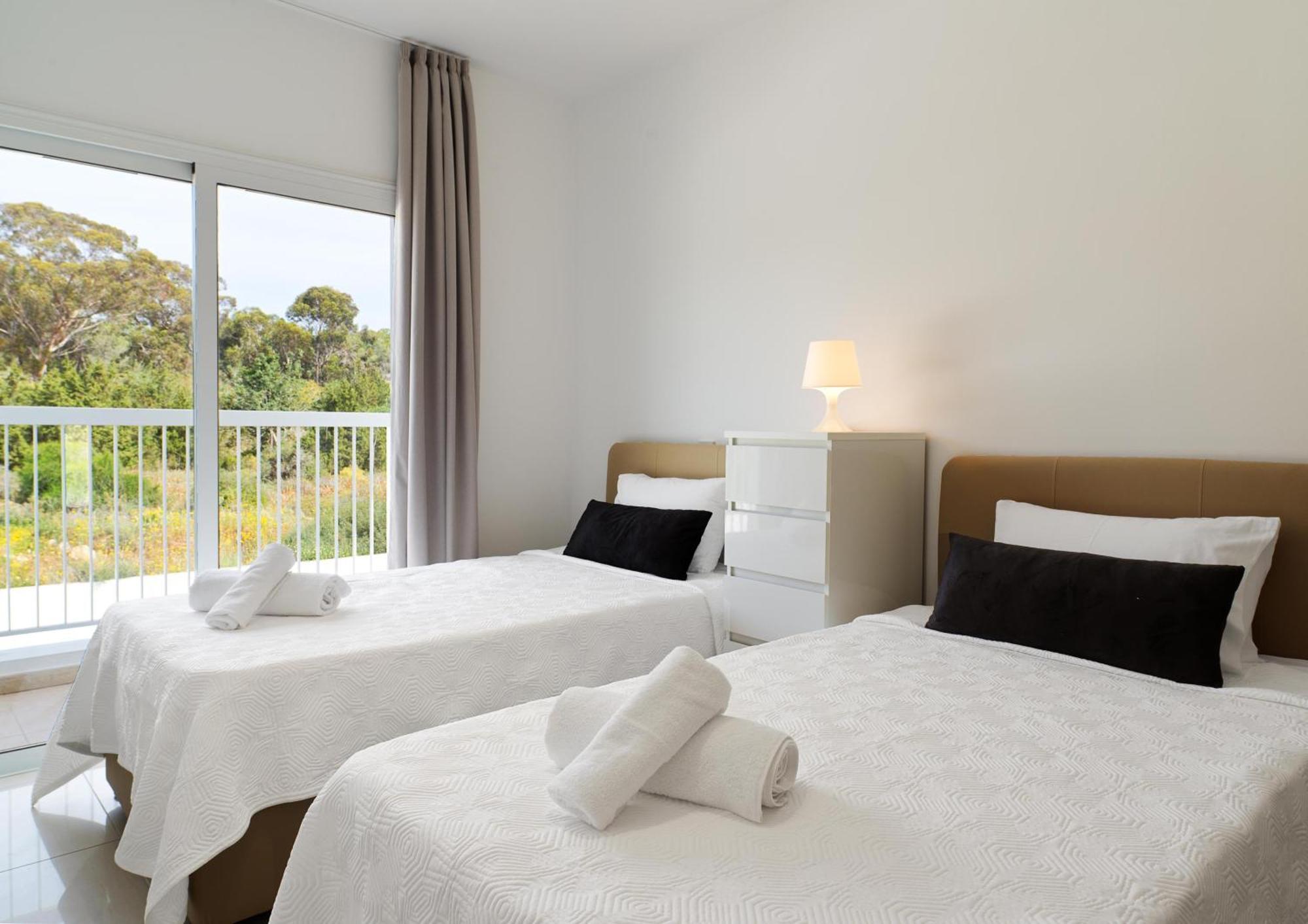 Luxvillasrentals アヤナパ エクステリア 写真