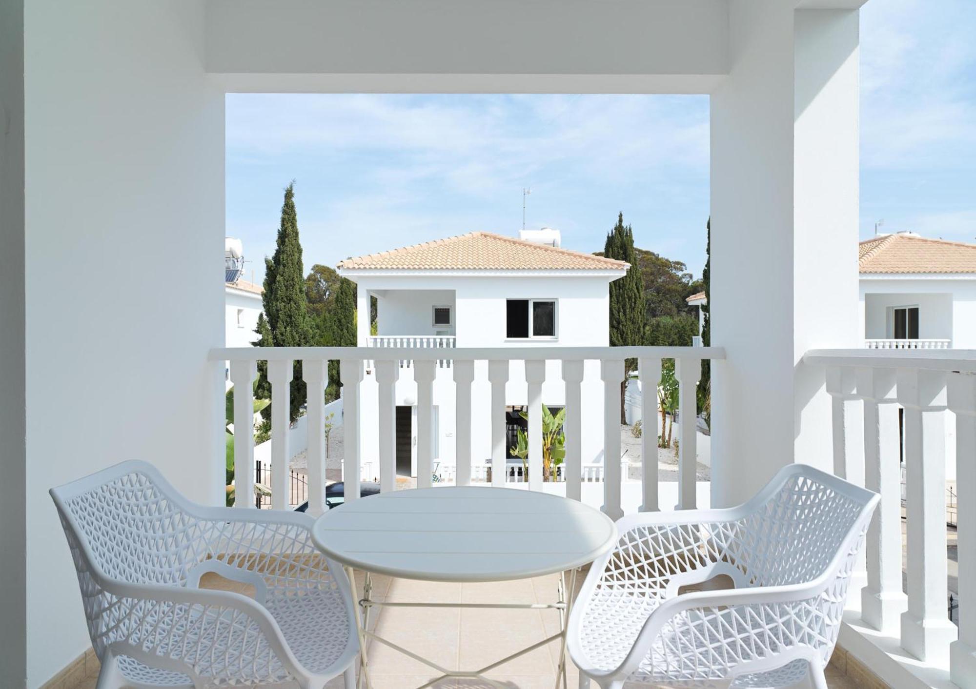 Luxvillasrentals アヤナパ エクステリア 写真