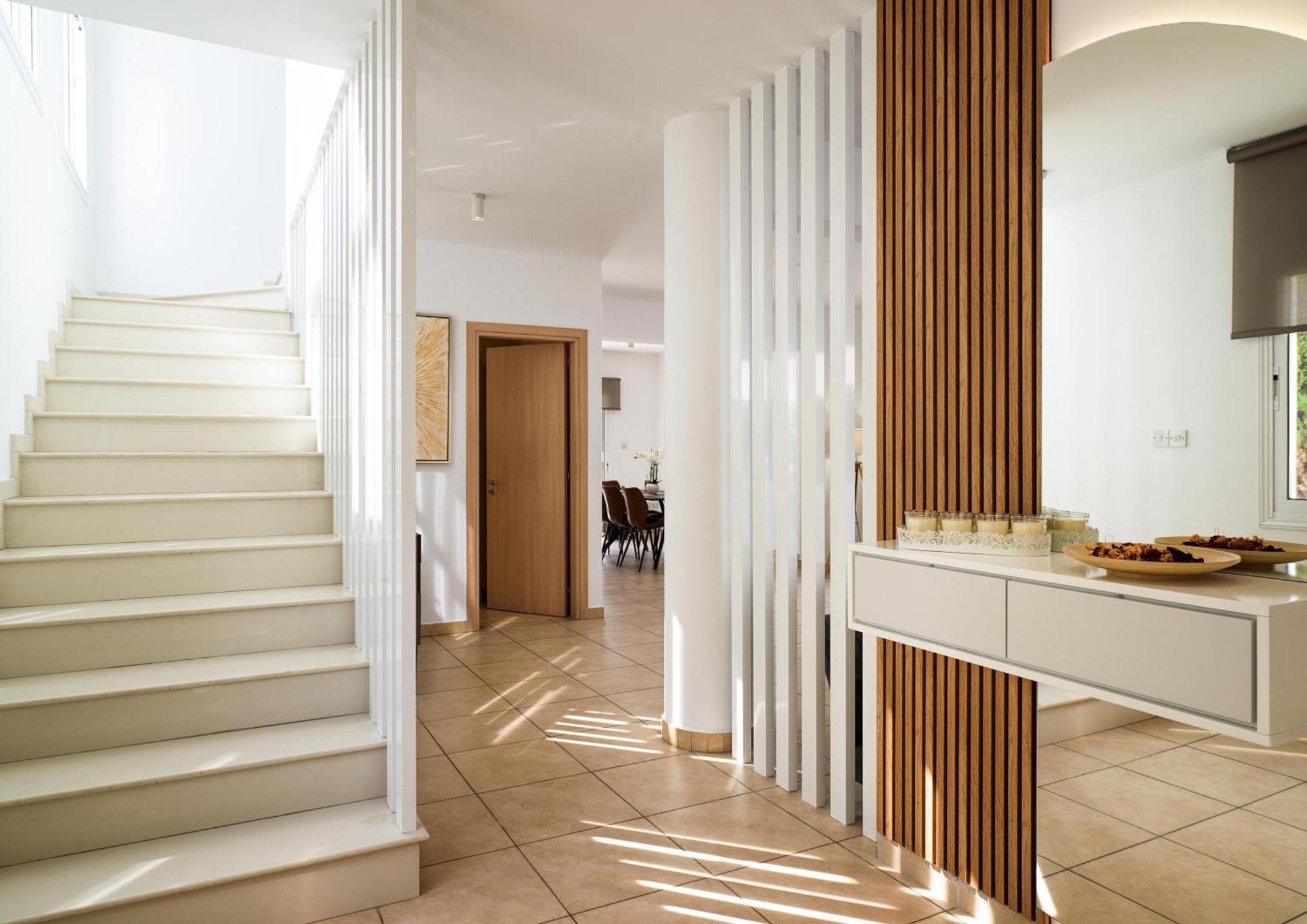 Luxvillasrentals アヤナパ エクステリア 写真